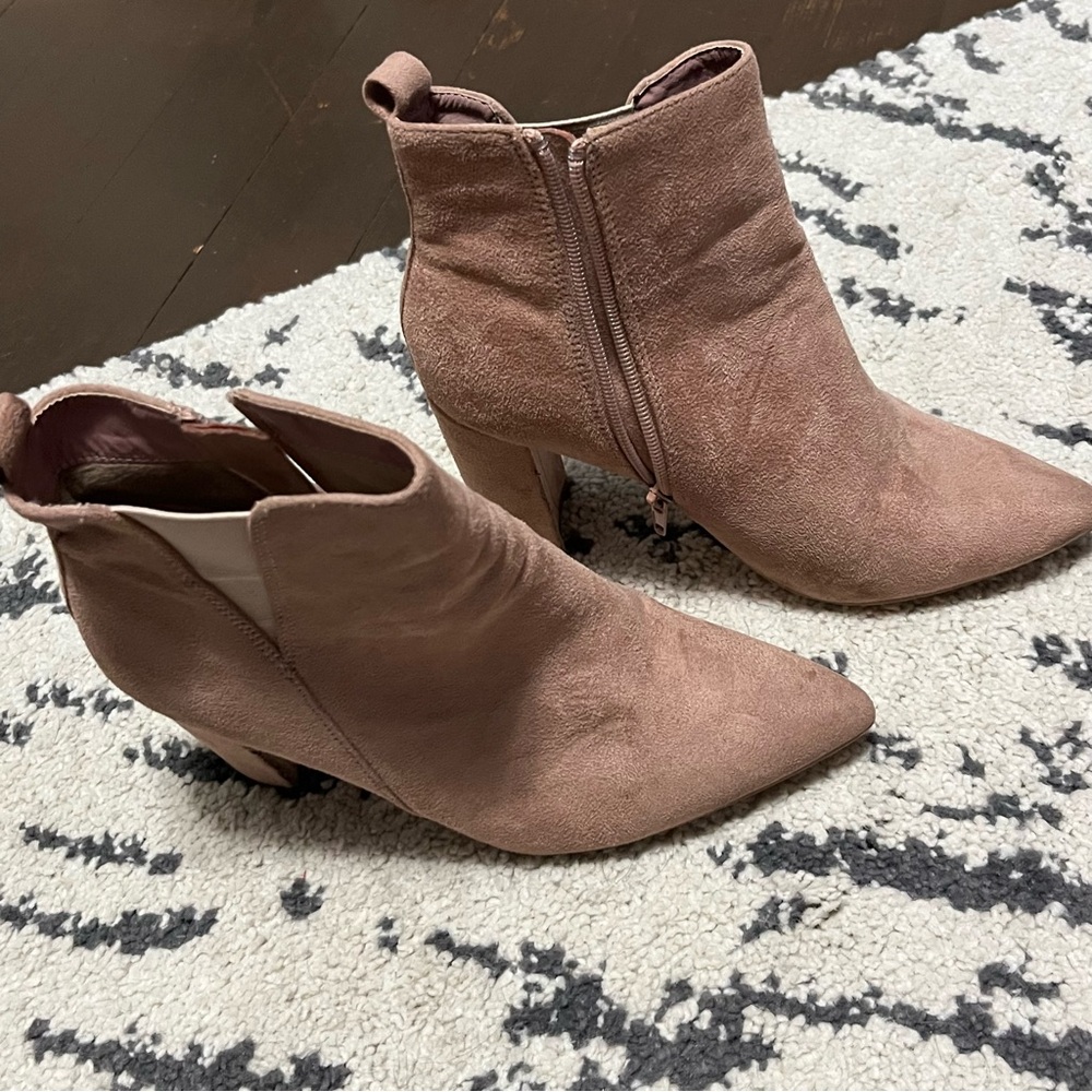 Pink booties - Picture 3 of 6